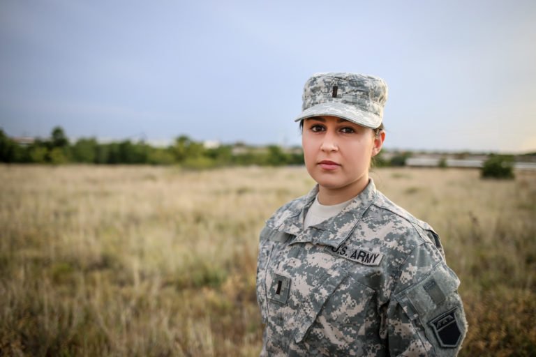 female veterans in field